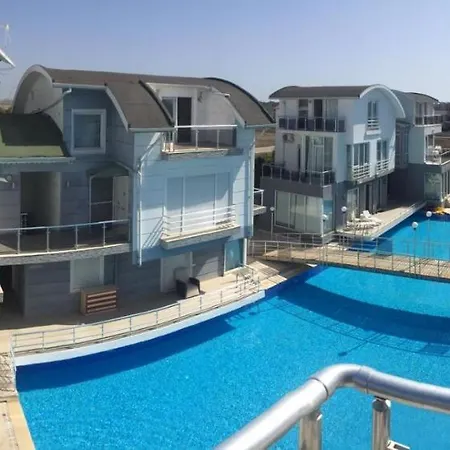 Otel Antalya Mermaid 3 Bedrooms Close The Beac Park
